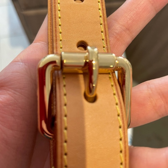 Sold!Authentic Louis Vuitton Greta Multicolour - Picture 5 of 13